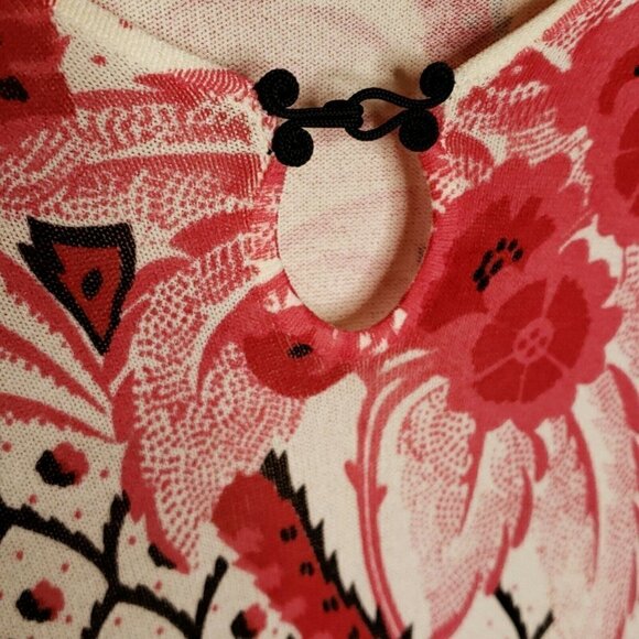 Eric Spencer Pink Floral Lightweight Sweater - Picture 3 of 5